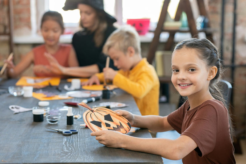 Arts & Crafts Kits