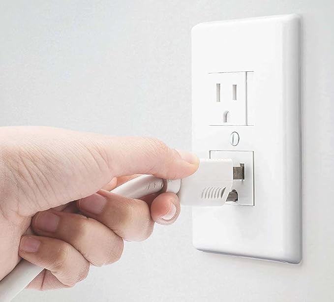Safety Innovations Self-Closing Babyproof Outlet Covers - (For Center Screw Outlets Only) An Alternative To Wall Socket Plugs for Child Proofing, (12-Pack), (1-Screw), (White) White)