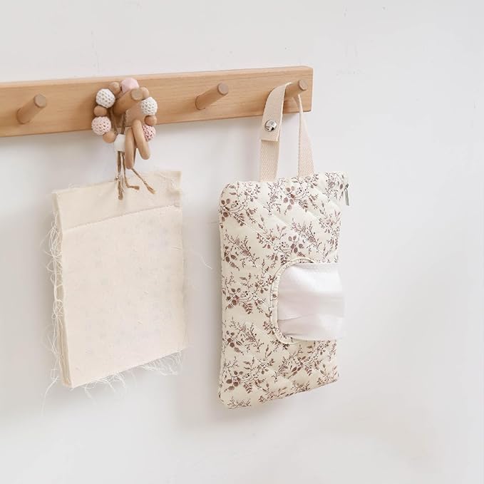 Quilted Baby Wipe Holder Quilted Wipe Pouch Portable Hanging Floral Wet Wipes Bag for Car, Stroller