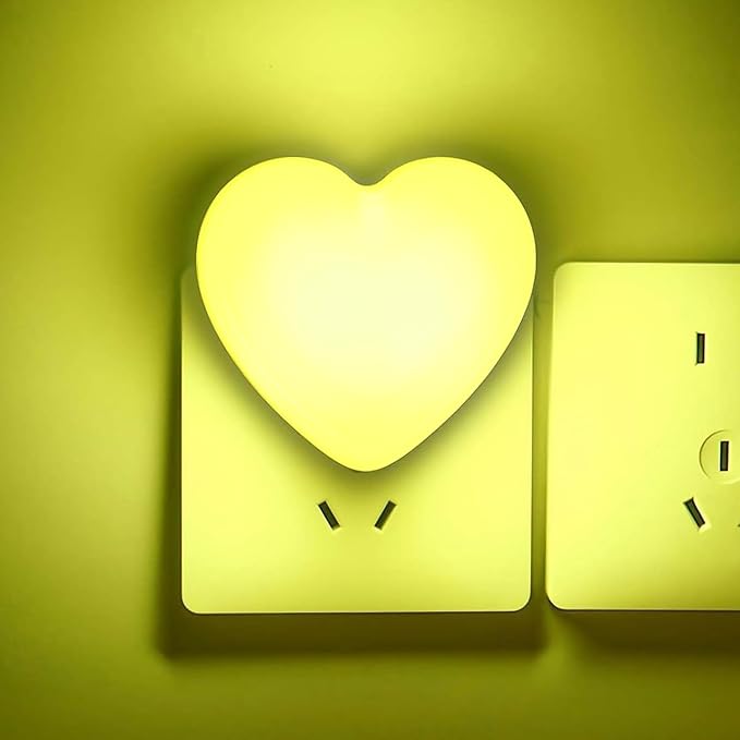 INZU Cute Night Light, Heart Night Light for Kids, LED Nightlight with Auto Dusk to Dawn Sensor, Nightlight Plug into Wall with Soft Warm Light for Bedroom, Nursery, Bathroom, Hallway (Yellow)