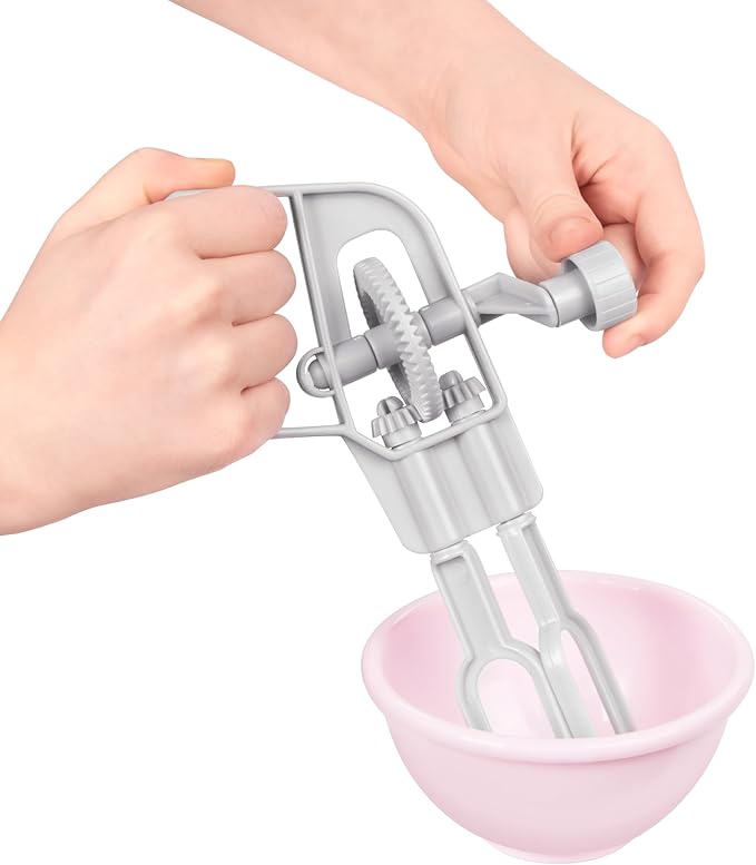 Battat – Play Circle – Cooking & Baking Playset – Hand Mixer, Rolling Pin, Ladle, Spatulas & More – Storage Bin – Kitchen & Cooking Toys for Kids – 3+ Years– Dinner for Eight Cookware