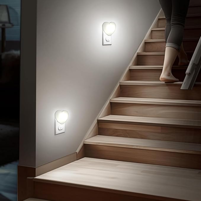 INZU Cute Night Light, Heart Night Light for Kids, LED Nightlight with Auto Dusk to Dawn Sensor, Nightlight Plug into Wall with Soft Warm Light for Bedroom, Nursery, Bathroom, Hallway (White)