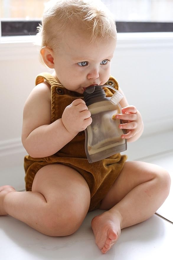 haakaa Silicone Yummy Pouch 4.5 oz – Reusable Silicone Snack & Smoothie Pouch, Refillable, Leak-Resistant, Dishwasher Safe, Eco-Friendly Food Storage for Babies Kids & Toddlers (2-PK, Grey)