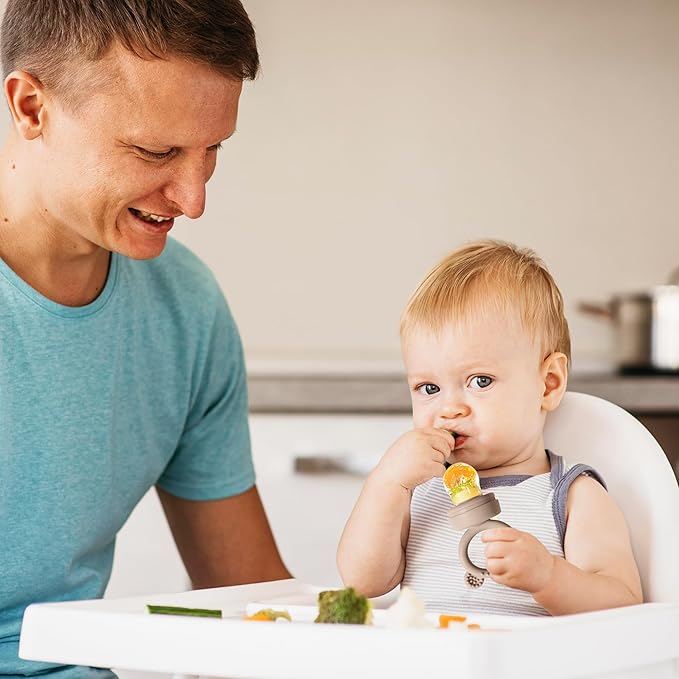 BIGSPINACH Frozen Breastmilk Teether & Baby Food Feeder Tray - Teething and Feeding