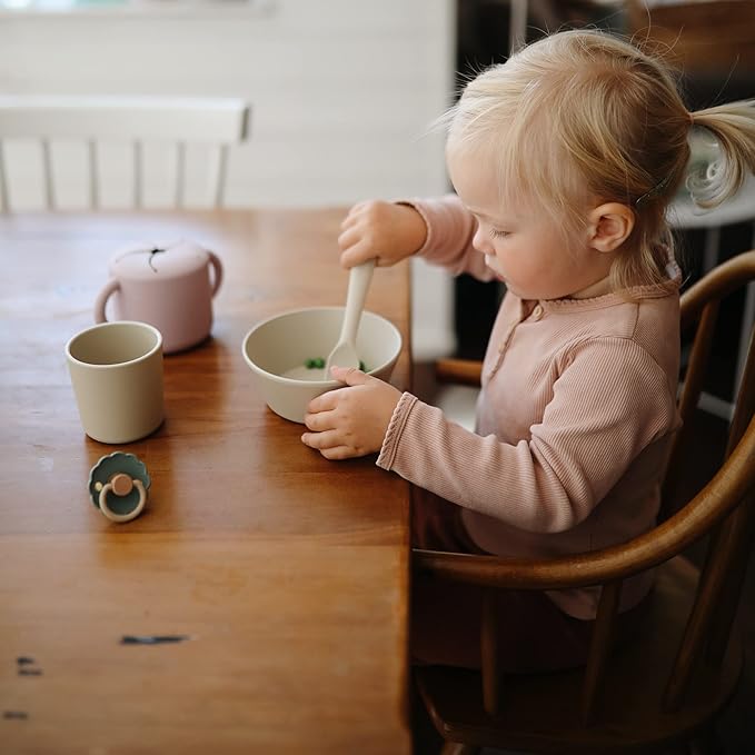 mushie Round Dinnerware Bowls for Kids | Made in Denmark, Set of 2 (Powder Blue)