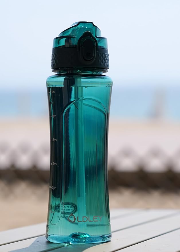 OLDLEY Kids Water Bottle with Straw 15 oz BPA-Free Leak-Proof Motivational Water Bottles with Time Marker for School Sports Travel Gym, Easy to Use for Girls Goys, 1 Straw Lid,Transparent-dark green