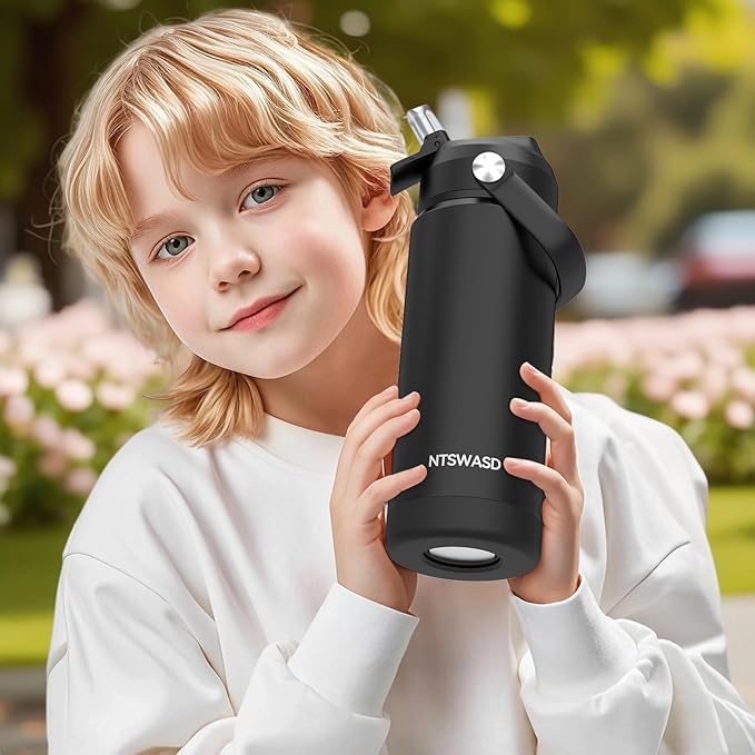Kids Water Bottle with Straw,18 oz Boys Insulated Cups with Stainless Steel Leak Proof for School Boys Girls,Sport&Travel（Black）