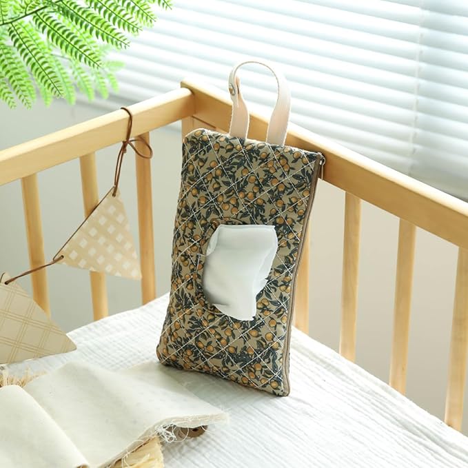 Quilted Baby Diaper and Wipes Pouch Portable Mommy Bag for Stroller Reusable Wipes Pouch with Lanyard for Casual Travel (Green+Green)