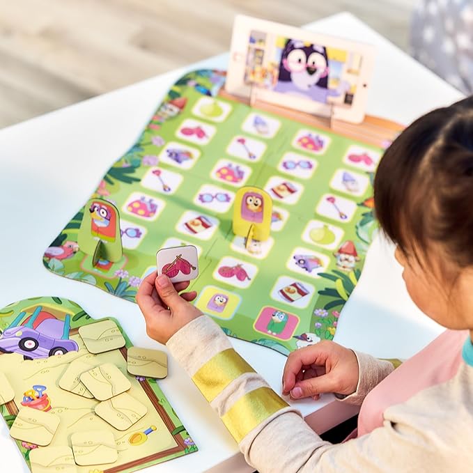 Bluey Grannies Game, Collect Grannies' Items Like Glasses and Walking Sticks and Race to Be The First to Call Nana and Start A Flossing Party, for Ages 3+ for 2-4 Players