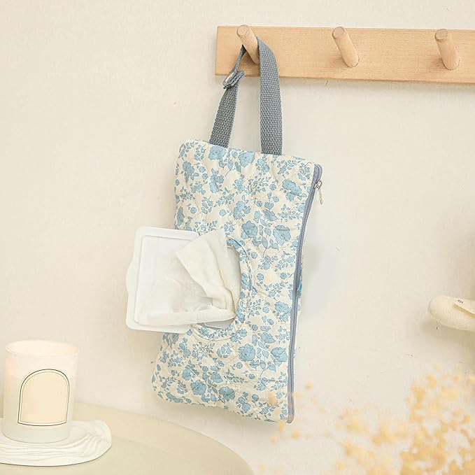 Quilted Baby Diaper and Wipes Pouch Portable Mommy Bag for Stroller Reusable Wipes Pouch with Lanyard for Casual Travel
