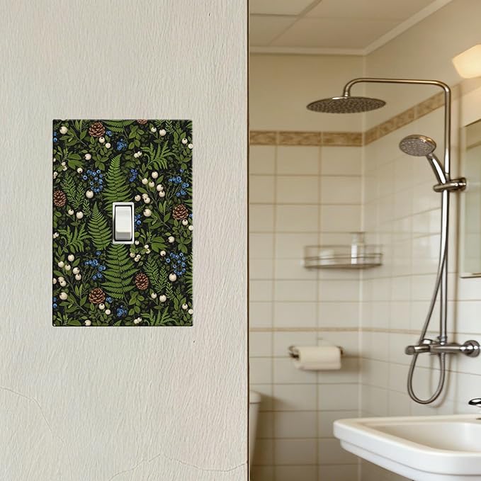 Mystical Forest Floor 1-Gang Toggle Light Switch Plate, Dark Botanical Fern & Berry Cottagecore Woodland Decorative Wall Plate for Farmhouse Home Decor