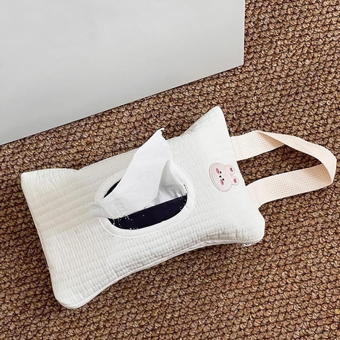 Quilted Baby Diaper and Wipes Pouch Portable Mommy Bag for Stroller Reusable Wipes Pouch with Lanyard for Casual Travel (White Bear)