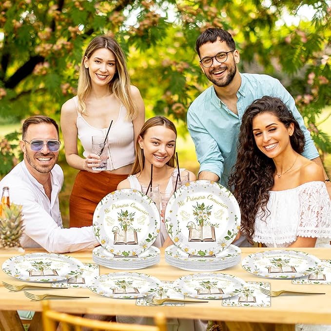 96Pcs Mi Primera Comunion Decorations White and Gold Baptism Plates and Napkins Comunion Party Supplies God Bless Plate First Communion Tableware Set for Mi Bautizo 24 Guest Party Decoration