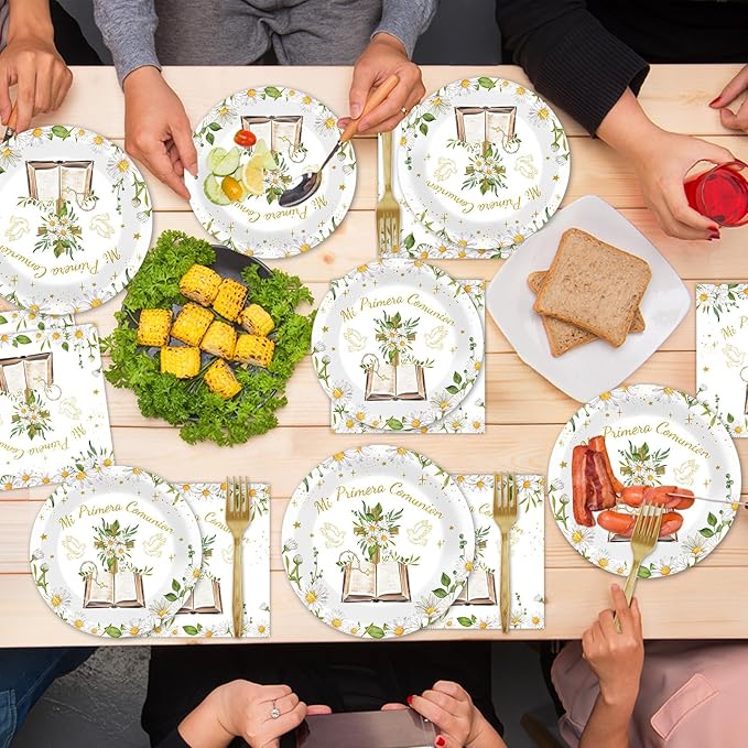 96Pcs Mi Primera Comunion Decorations White and Gold Baptism Plates and Napkins Comunion Party Supplies God Bless Plate First Communion Tableware Set for Mi Bautizo 24 Guest Party Decoration