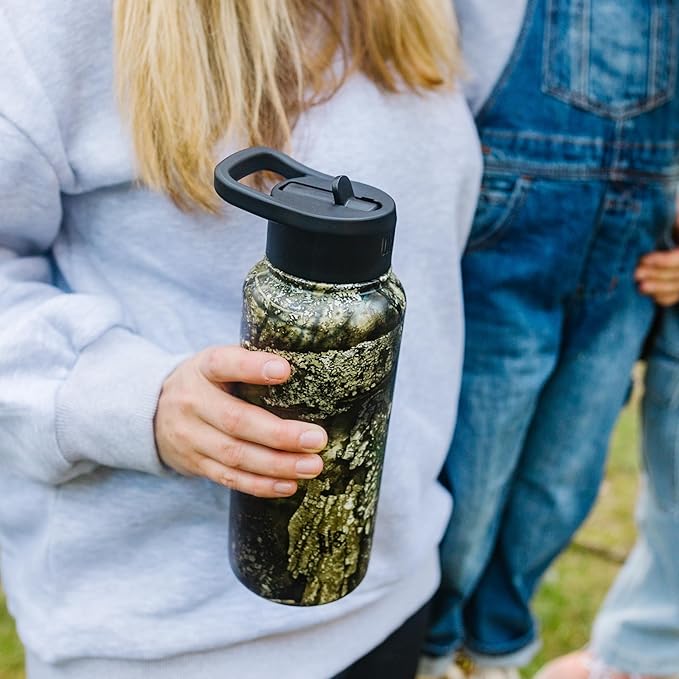 Wildkin Realtree APX 32oz Kids Water Bottle – Leakproof, Vacuum-Insulated, Durable, Easy-Clean
