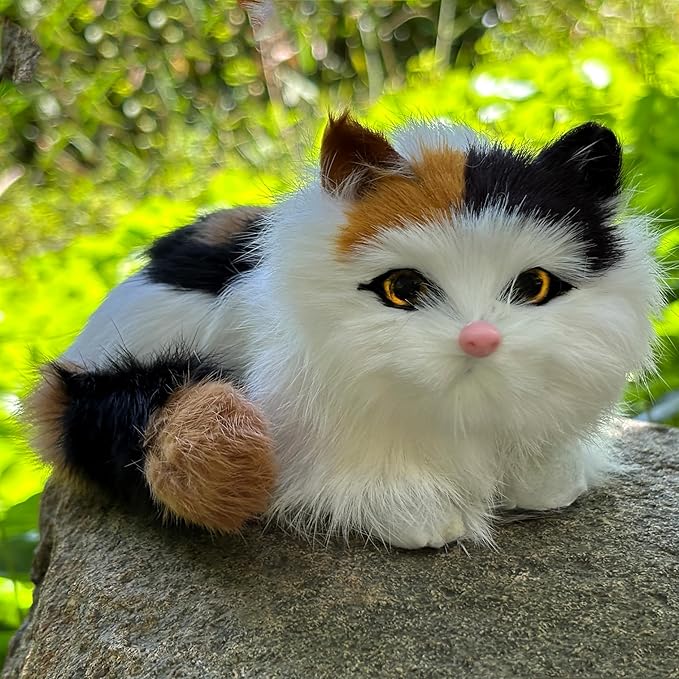 Realistic Baby Calico Cat Figurine - Lifelike Furry Kitten Statue, Plush Kitty Stuffed Animal Toy, Home Office Car Decor, Collectible Gift, Photo Prop